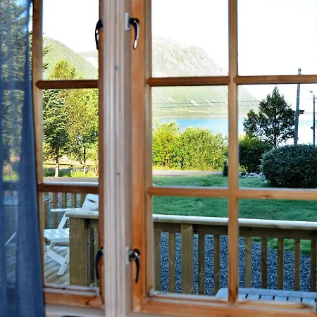 Holiday home Two-bedroom In Laupstad 5 Vestpollen