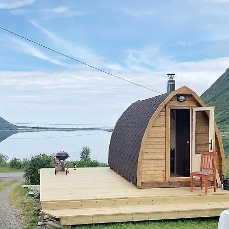 Holiday home Two-bedroom In Laupstad 5 *